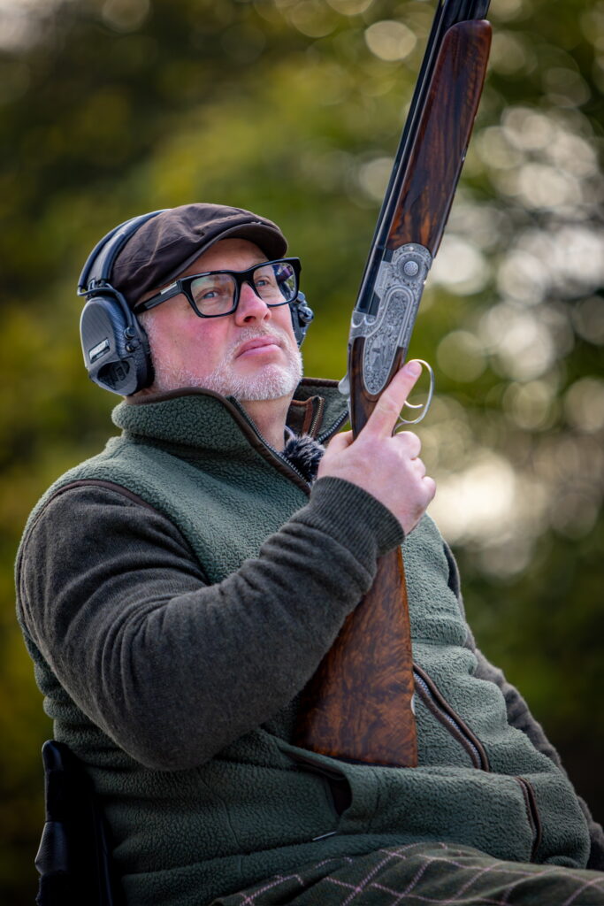 Ready with a Berretta 687 EELL Game gun with game scene side plates.